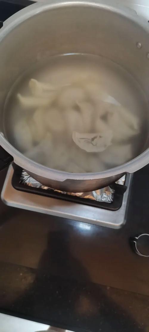 饺子浮沉原理\(饺子浮沉情况)
