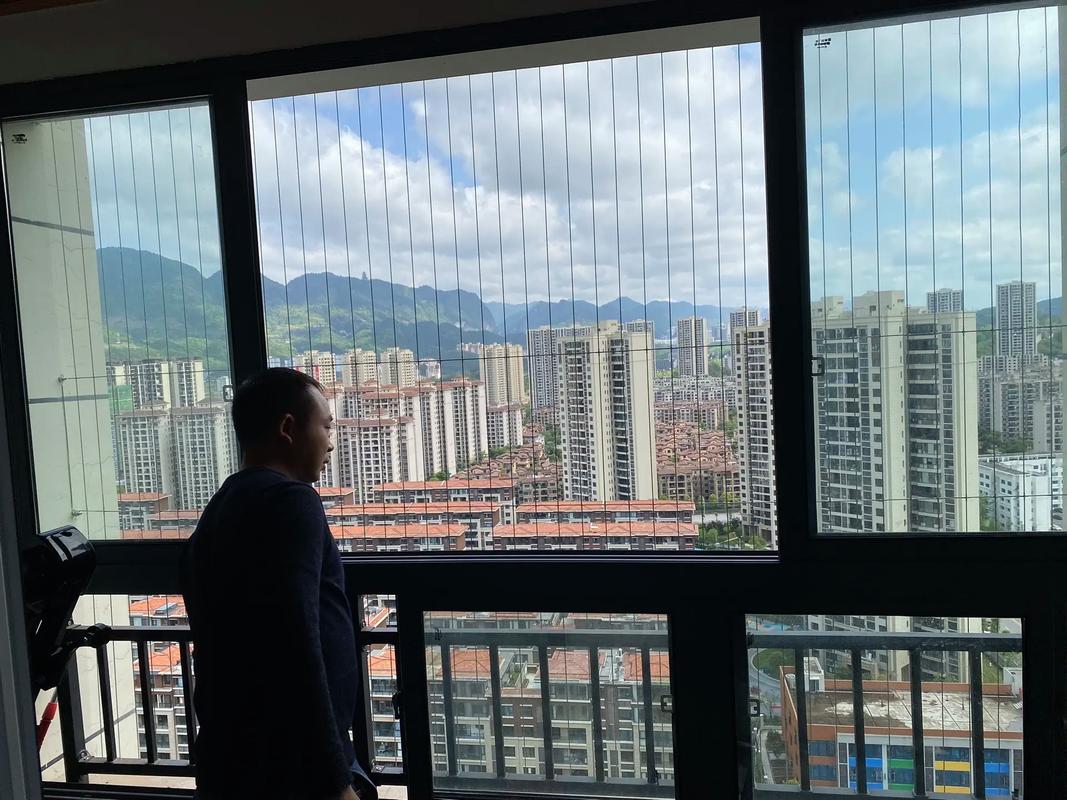 阳台安全(阳台安全网效果图)